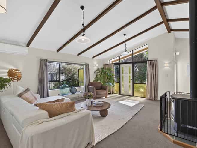 35 Old South Road, Okato