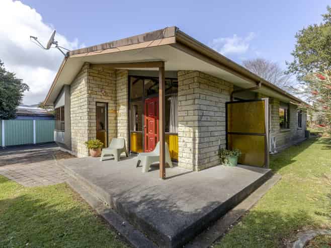 35 Old South Road, Okato
