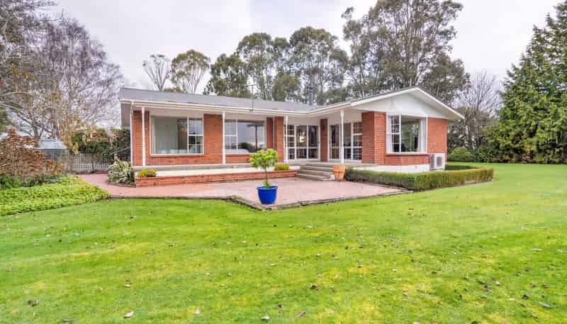 3 and 59 Derby Road, Limehills