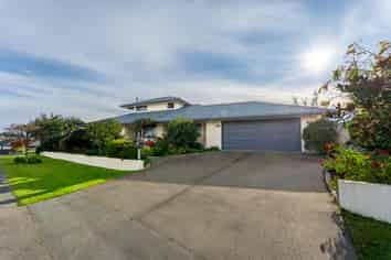 27 Dobson Street, Gleniti