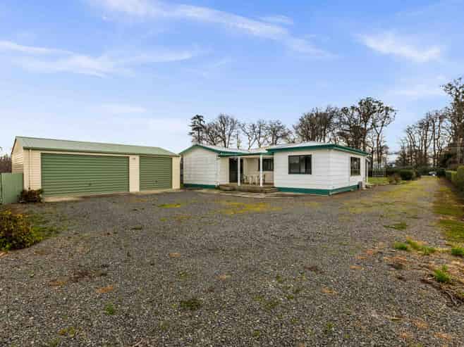 152 Raupare Road, Twyford