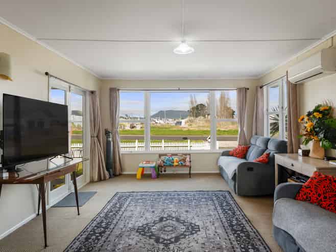 6 Flora Street, Paeroa