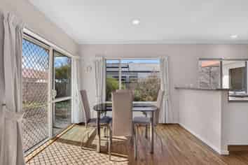 5 Addington Place, Taradale