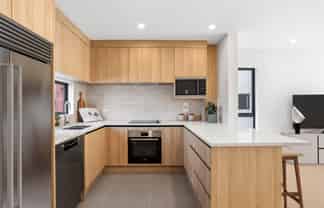 9/51A Swanson Road, Henderson