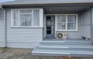 1/72 Bridge Street , Bulls