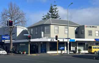 Full floor office opportunity