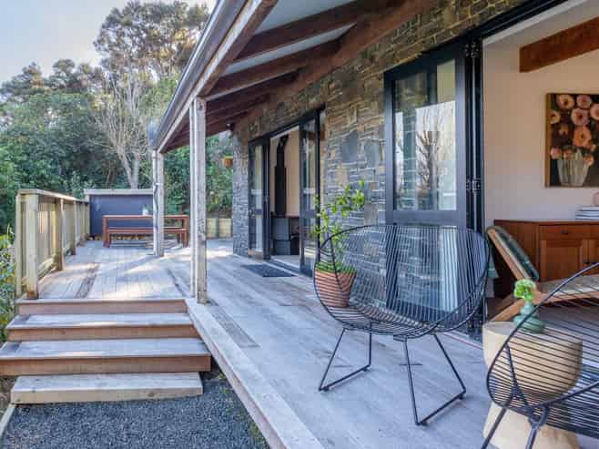 6888E Christchurch Akaroa Road, Takamatua