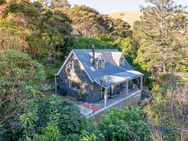 6888E Christchurch Akaroa Road, Takamatua