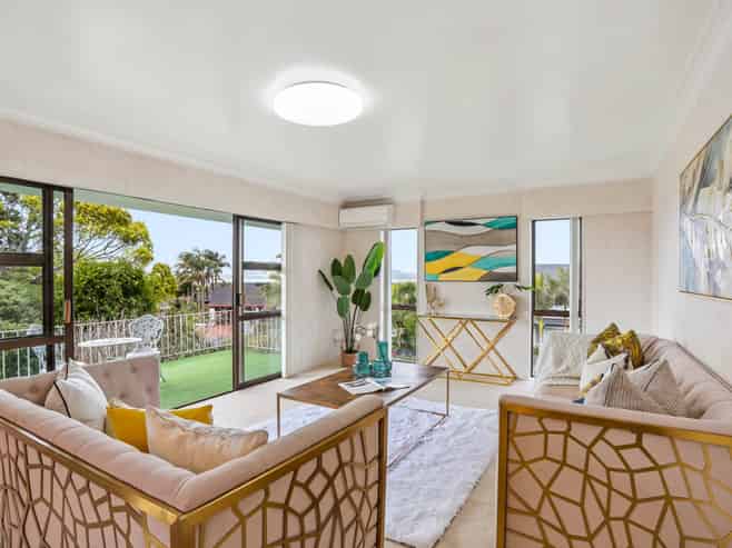 1 Sunrise Lane, Te Atatu South