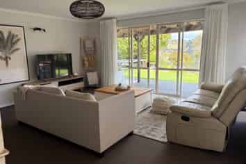54 Blue Heron Rise, Stanmore Bay