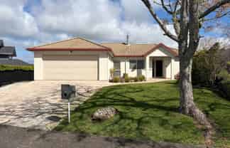 54 Blue Heron Rise, Stanmore Bay