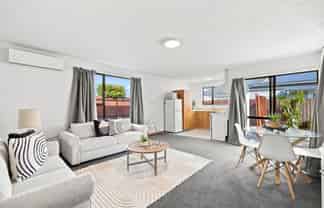 2/75 Spencer Street, Addington