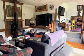  737 Taylorville Road, Taylorville