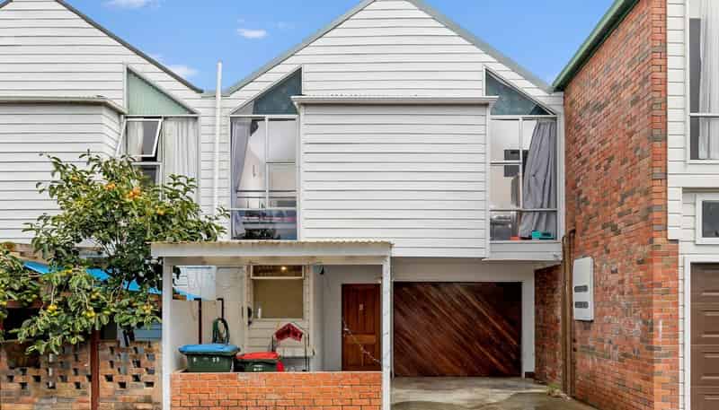 8/25 Pah Road, Epsom