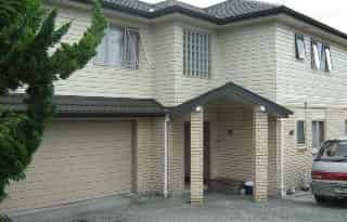 2/27A Captain Scott Road, Glen Eden