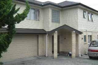 2/27A Captain Scott Road, Glen Eden