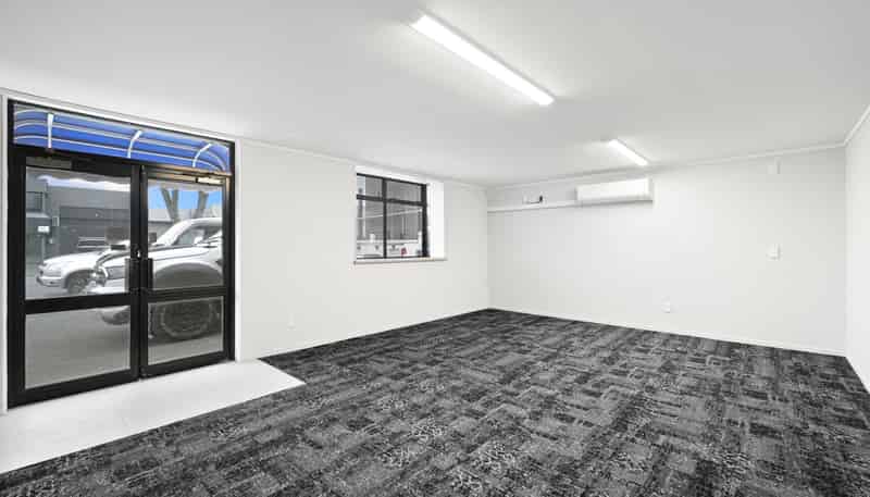 25 Lake Road, Frankton