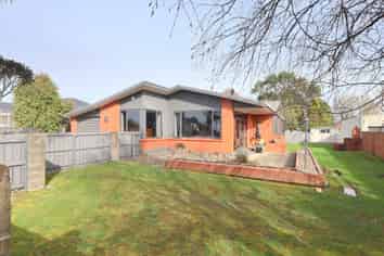 32 Regent Street, Newfield