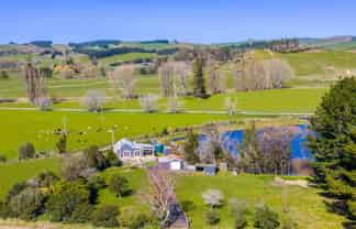 537 Lake Station Road, Flemington