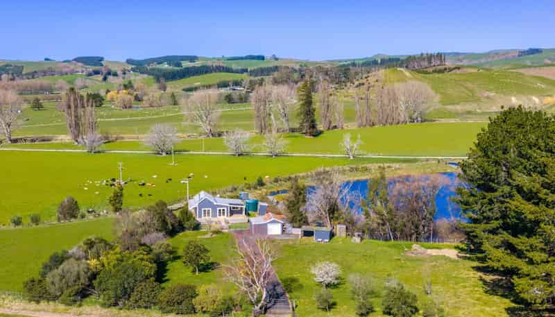 537 Lake Station Road, Flemington