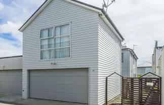 LOFT/45 Hollowout Street, Takanini
