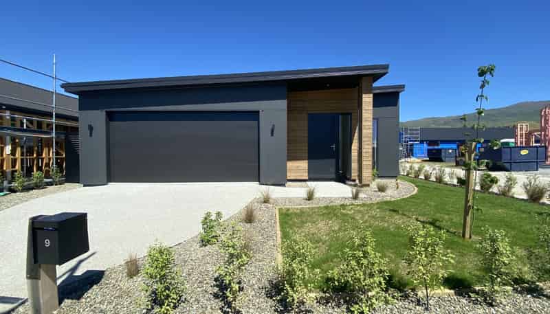9 Tussock Way , Cromwell