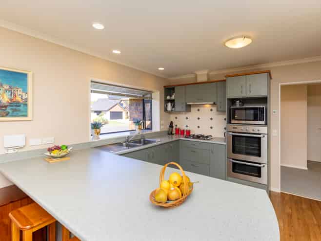 83 Regent Drive, Paraparaumu Beach