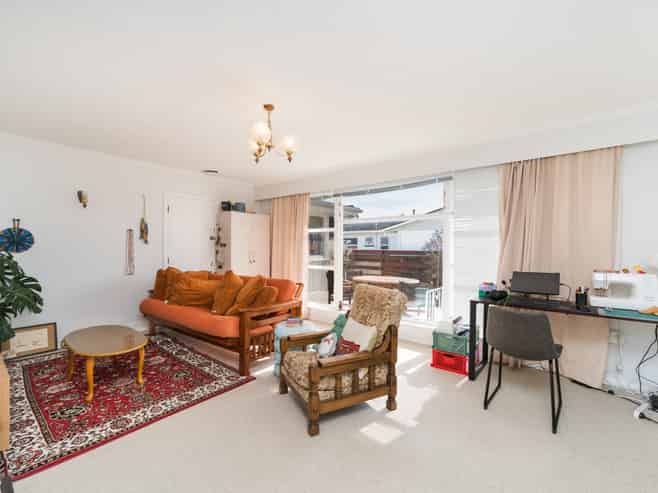 76 Wikiriwhi Crescent, Awapuni