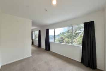 33 Omega Street, Newlands