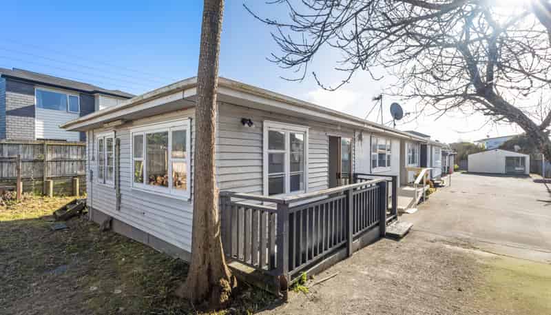 297 Massey Road, Mangere