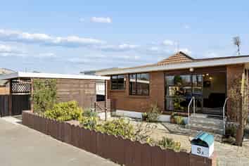 5A Forth Street, Mosgiel