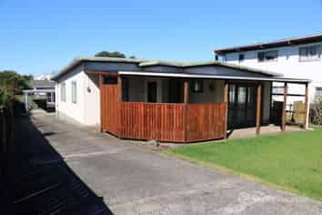 9 Greers Road, Weymouth