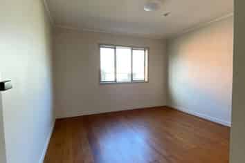 9 Greers Road, Weymouth