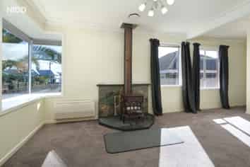 32 Grove Street, Saint Kilda