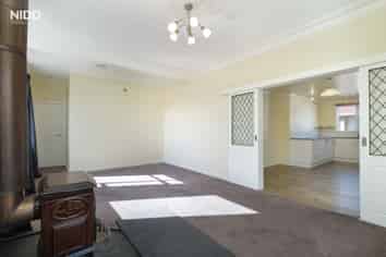 32 Grove Street, Saint Kilda