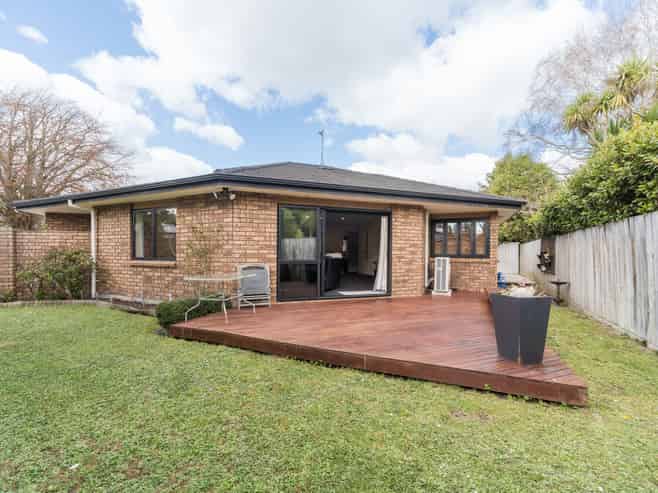 112 Long Melford Road, Awapuni