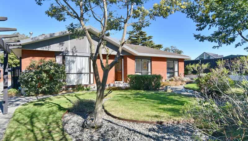 7 Heriott Close, BURWOOD
