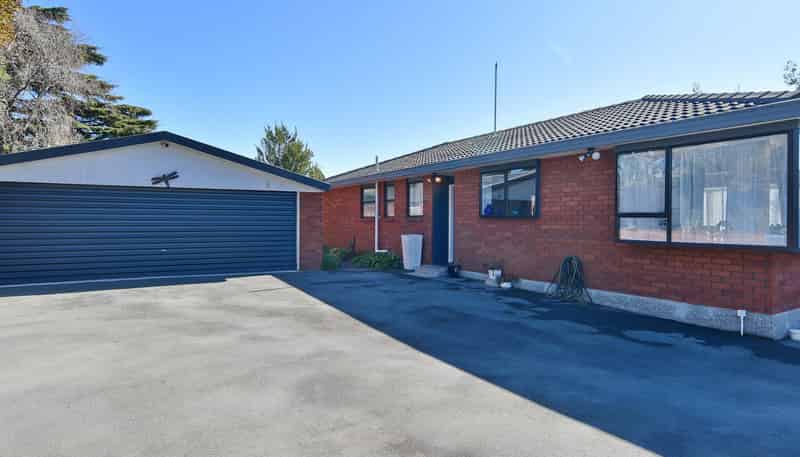 7 Heriott Close, BURWOOD