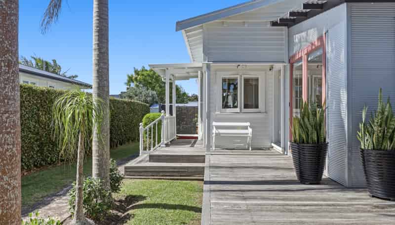 18 Alberta Street, Point Chevalier