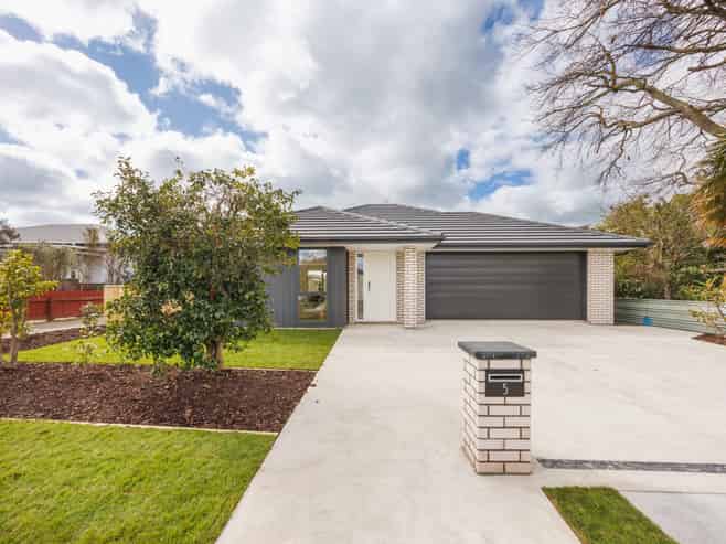 5 Denbigh Street, Feilding
