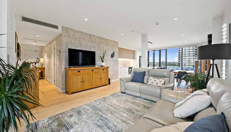 203/45 Hudson Bay Road, Hobsonville