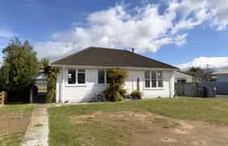 16 Robertshawe Crescent, Dannevirke