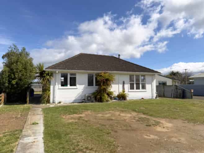 16 Robertshawe Crescent, Dannevirke