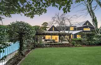 8 Loch Street, Remuera