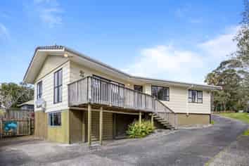 77 Gledstane Road, Stanmore Bay