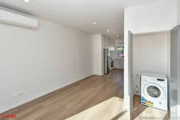 2/22 James Laurie Street, Henderson