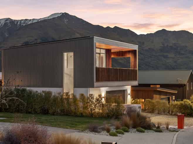 7 Tuke Lane, Wanaka