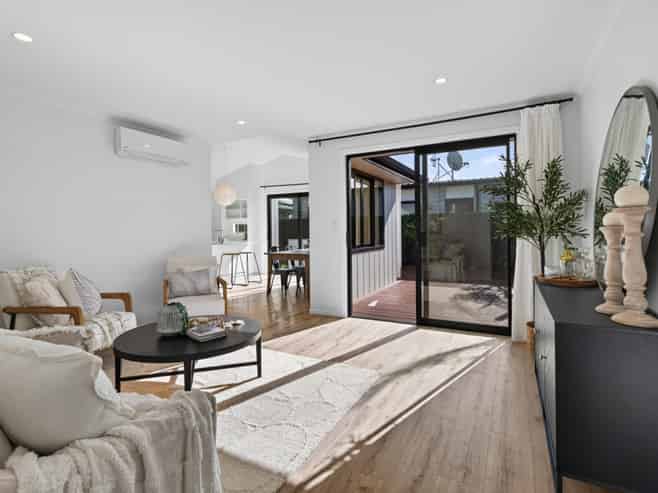 8 Huanui Close, Papamoa