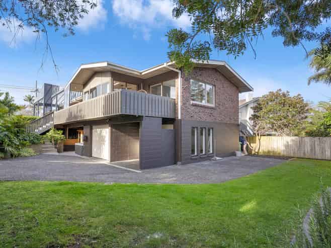 8 Riviera Place, Hauraki
