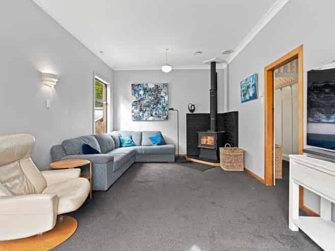 13 Rona Street, Saint Kilda